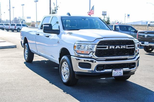 2024 RAM 3500 Tradesman Crew Cab 4x4 8' Box