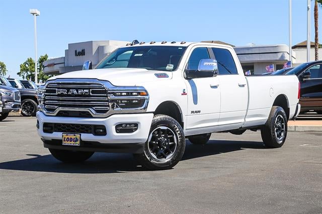 2026 RAM 3500 Laramie 4X4 Crew Cab LWB's photo