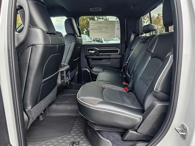 2026 RAM Ram 3500 RAM 3500 LARAMIE CREW CAB 4X4 8' BOX