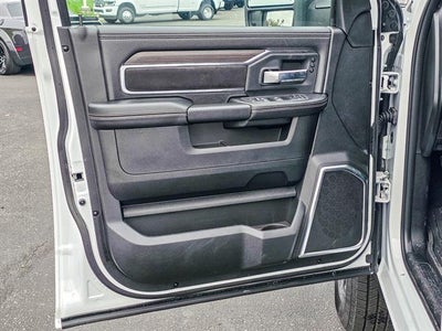 2026 RAM Ram 3500 RAM 3500 LARAMIE CREW CAB 4X4 8' BOX