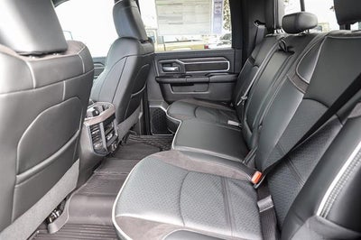 2026 RAM Ram 3500 RAM 3500 LARAMIE CREW CAB 4X4 8' BOX