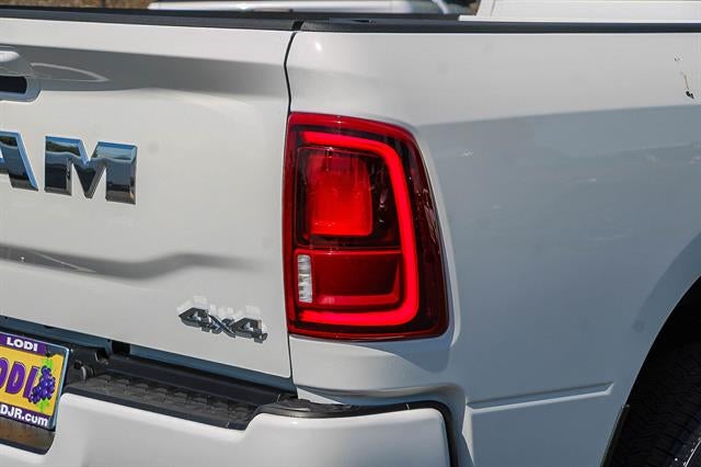 2026 RAM Ram 3500 RAM 3500 LARAMIE MEGA CAB 4X4 6'4' BOX