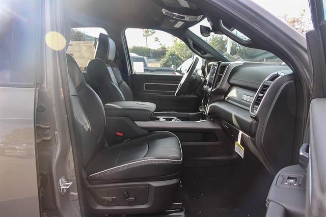 2026 RAM Ram 3500 RAM 3500 LARAMIE MEGA CAB 4X4 6'4' BOX