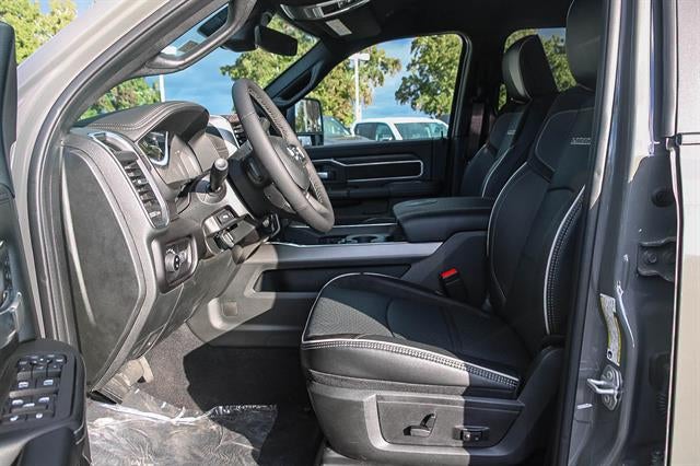 2026 RAM Ram 3500 RAM 3500 LARAMIE MEGA CAB 4X4 6'4' BOX