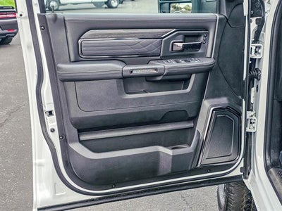 2026 RAM Ram 3500 RAM 3500 LIMITED MEGA CAB 4X4 6'4' BOX