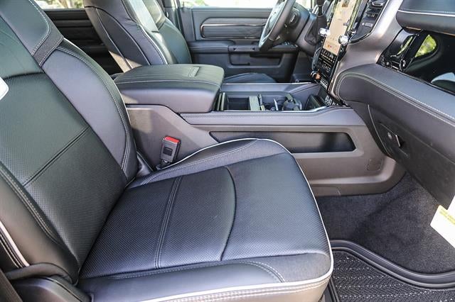 2026 RAM Ram 2500 RAM 2500 LIMITED MEGA CAB 4X4 6'4' BOX