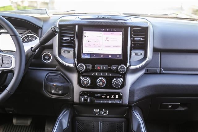 2026 RAM Ram 3500 RAM 3500 BIG HORN CREW CAB 4X4 8' BOX