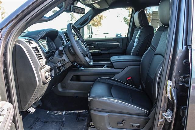 2026 RAM Ram 3500 RAM 3500 LIMITED CREW CAB 4X4 8' BOX