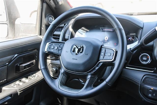 2025 RAM Ram 3500 RAM 3500 LIMITED CREW CAB 4X4 8' BOX