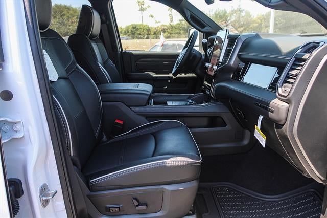 2025 RAM Ram 3500 RAM 3500 LIMITED CREW CAB 4X4 8' BOX