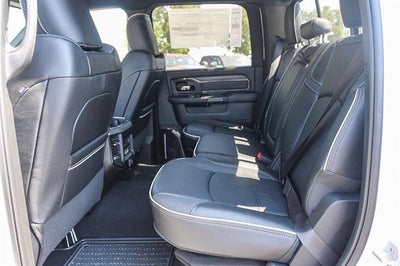 2025 RAM Ram 3500 RAM 3500 LIMITED CREW CAB 4X4 8' BOX