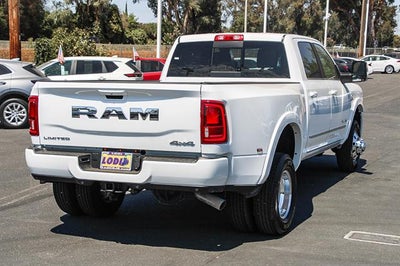 2025 RAM Ram 3500 RAM 3500 LIMITED CREW CAB 4X4 8' BOX