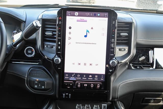 2026 RAM Ram 3500 RAM 3500 LIMITED CREW CAB 4X4 8' BOX