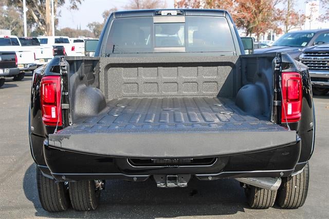 2026 RAM Ram 3500 RAM 3500 LIMITED CREW CAB 4X4 8' BOX