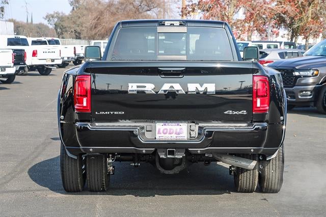 2026 RAM Ram 3500 RAM 3500 LIMITED CREW CAB 4X4 8' BOX
