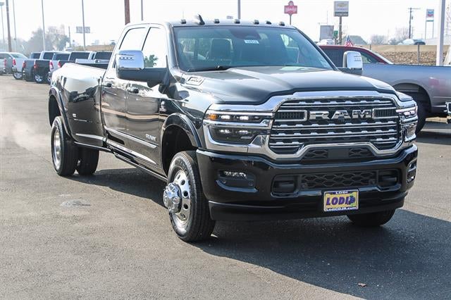 2026 RAM Ram 3500 RAM 3500 LIMITED CREW CAB 4X4 8' BOX