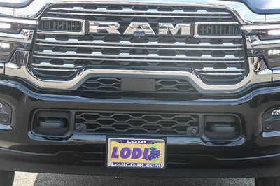 2026 RAM Ram 3500 RAM 3500 LIMITED CREW CAB 4X4 8' BOX