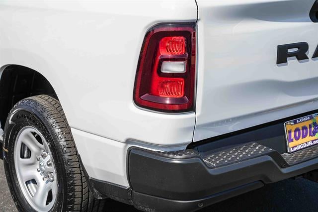2026 RAM Ram 1500 RAM 1500 TRADESMAN CREW CAB 4X2 5'7' BOX