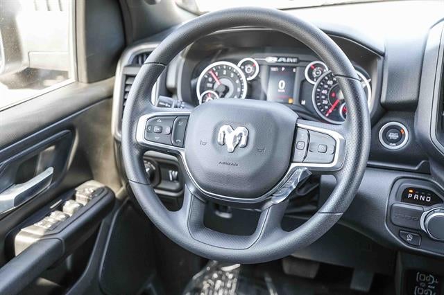 2026 RAM Ram 1500 RAM 1500 TRADESMAN CREW CAB 4X2 5'7' BOX