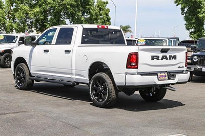 2026 RAM Ram 2500 RAM 2500 BLACK EXPRESS CREW CAB 4X4 6'4' BOX