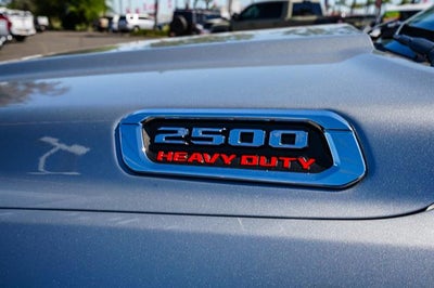 2022 RAM 2500 Tradesman Crew Cab 4x4 6'4' Box