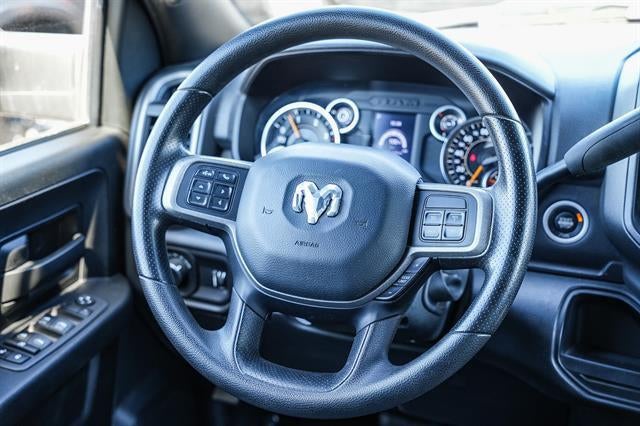 2022 RAM 2500 Tradesman Crew Cab 4x4 6'4' Box