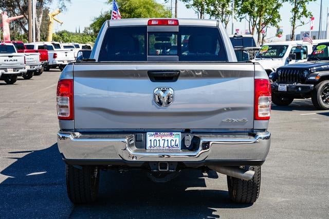 2022 RAM 2500 Tradesman Crew Cab 4x4 6'4' Box