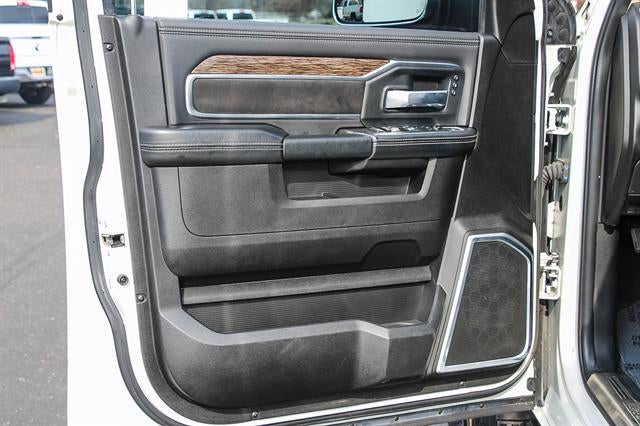 2021 RAM 2500 Laramie Crew Cab 4x4 6'4' Box