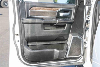 2020 RAM 2500 Laramie Crew Cab 4X4 6'4' Box