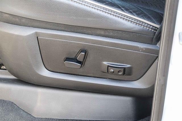 2020 RAM 2500 Laramie Crew Cab 4X4 6'4' Box