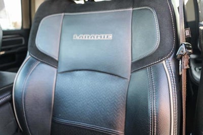 2020 RAM 2500 Laramie Crew Cab 4X4 6'4' Box