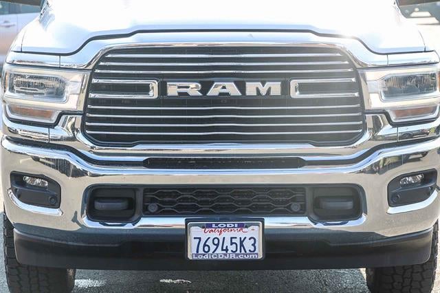 2020 RAM 2500 Laramie Crew Cab 4X4 6'4' Box