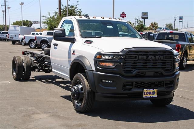 2025 RAM Ram 5500 Chassis Cab RAM 5500 TRADESMAN CHASSIS REGULAR CAB 4X4 120' CA