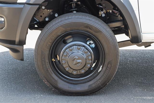 2025 RAM Ram 5500 Chassis Cab RAM 5500 TRADESMAN CHASSIS REGULAR CAB 4X4 120' CA