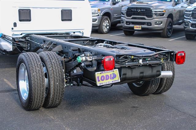 2026 RAM Ram 5500 Chassis Cab RAM 5500 TRADESMAN CHASSIS CREW CAB 4X4 84' CA