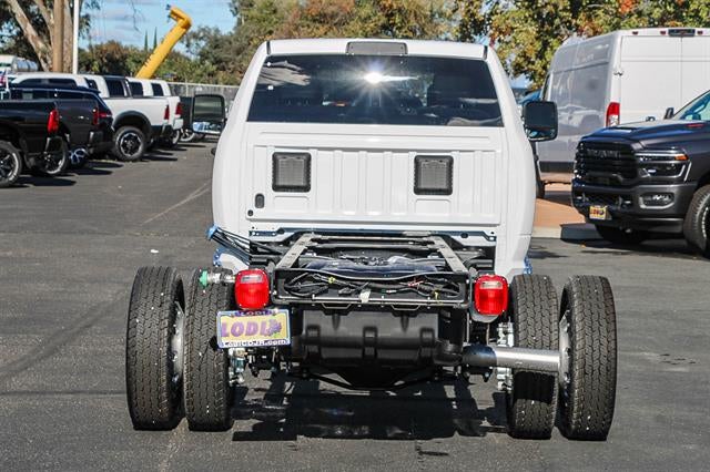 2026 RAM Ram 5500 Chassis Cab RAM 5500 TRADESMAN CHASSIS CREW CAB 4X4 84' CA