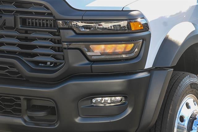 2026 RAM Ram 5500 Chassis Cab RAM 5500 TRADESMAN CHASSIS CREW CAB 4X4 84' CA