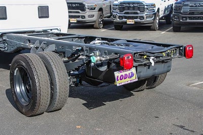 2026 RAM Ram 5500 Chassis Cab RAM 5500 TRADESMAN CHASSIS CREW CAB 4X4 84' CA