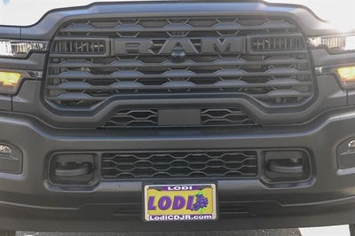 2026 RAM Ram 5500 Chassis Cab RAM 5500 TRADESMAN CHASSIS CREW CAB 4X4 84' CA