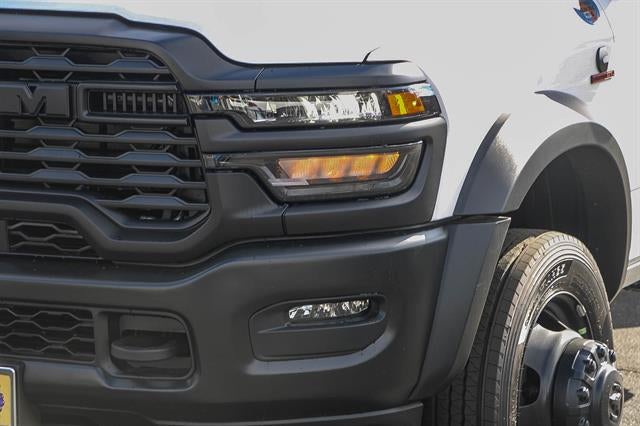 2026 RAM Ram 5500 Chassis Cab RAM 5500 TRADESMAN CHASSIS CREW CAB 4X4 84' CA