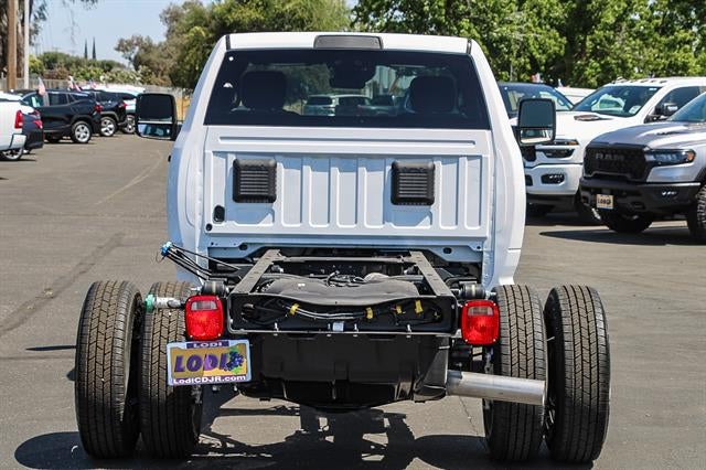 2025 RAM Ram 3500 Chassis Cab RAM 3500 TRADESMAN CHASSIS REGULAR CAB 4X4 60' CA
