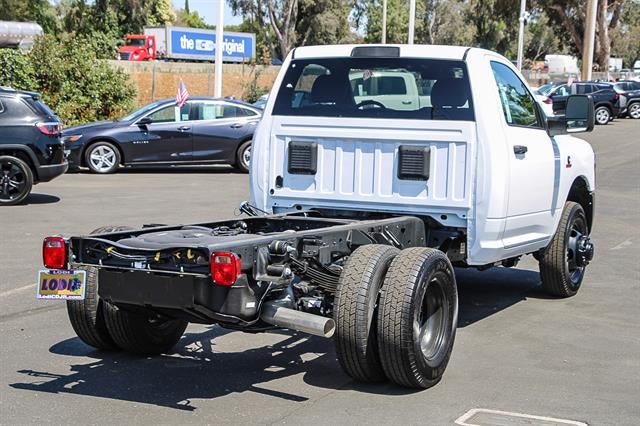2025 RAM Ram 3500 Chassis Cab RAM 3500 TRADESMAN CHASSIS REGULAR CAB 4X4 60' CA