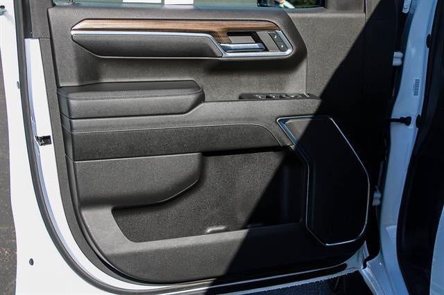 2023 Chevrolet Silverado 1500 4WD Crew Cab Standard Bed LT