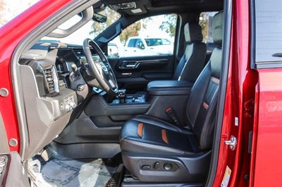 2025 GMC Sierra 1500 4WD Crew Cab Short Box AT4