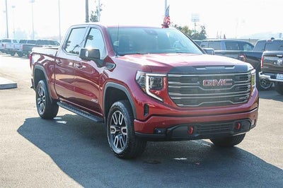 2025 GMC Sierra 1500 4WD Crew Cab Short Box AT4