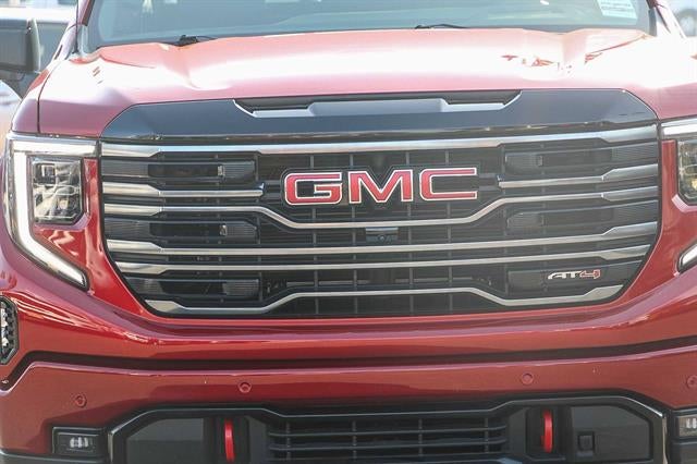 2025 GMC Sierra 1500 4WD Crew Cab Short Box AT4