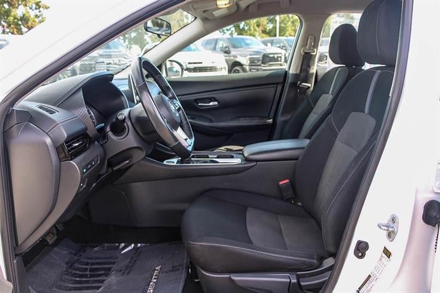 2022 Nissan Sentra SV Xtronic CVT