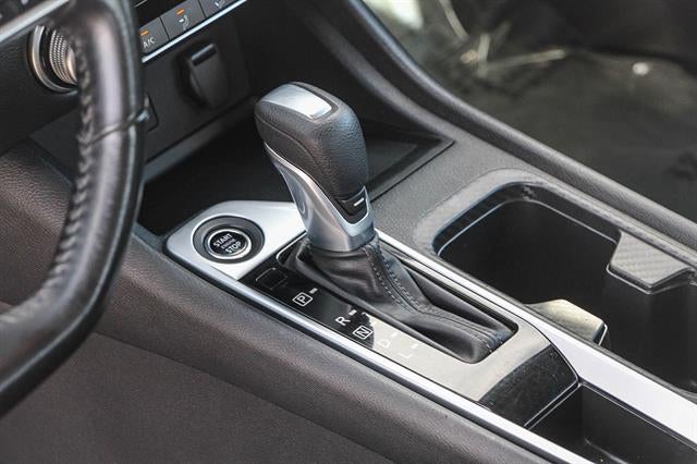 2022 Nissan Sentra SV Xtronic CVT