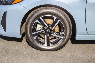 2024 Nissan Sentra SV Xtronic CVT