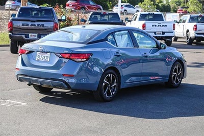 2024 Nissan Sentra SV Xtronic CVT